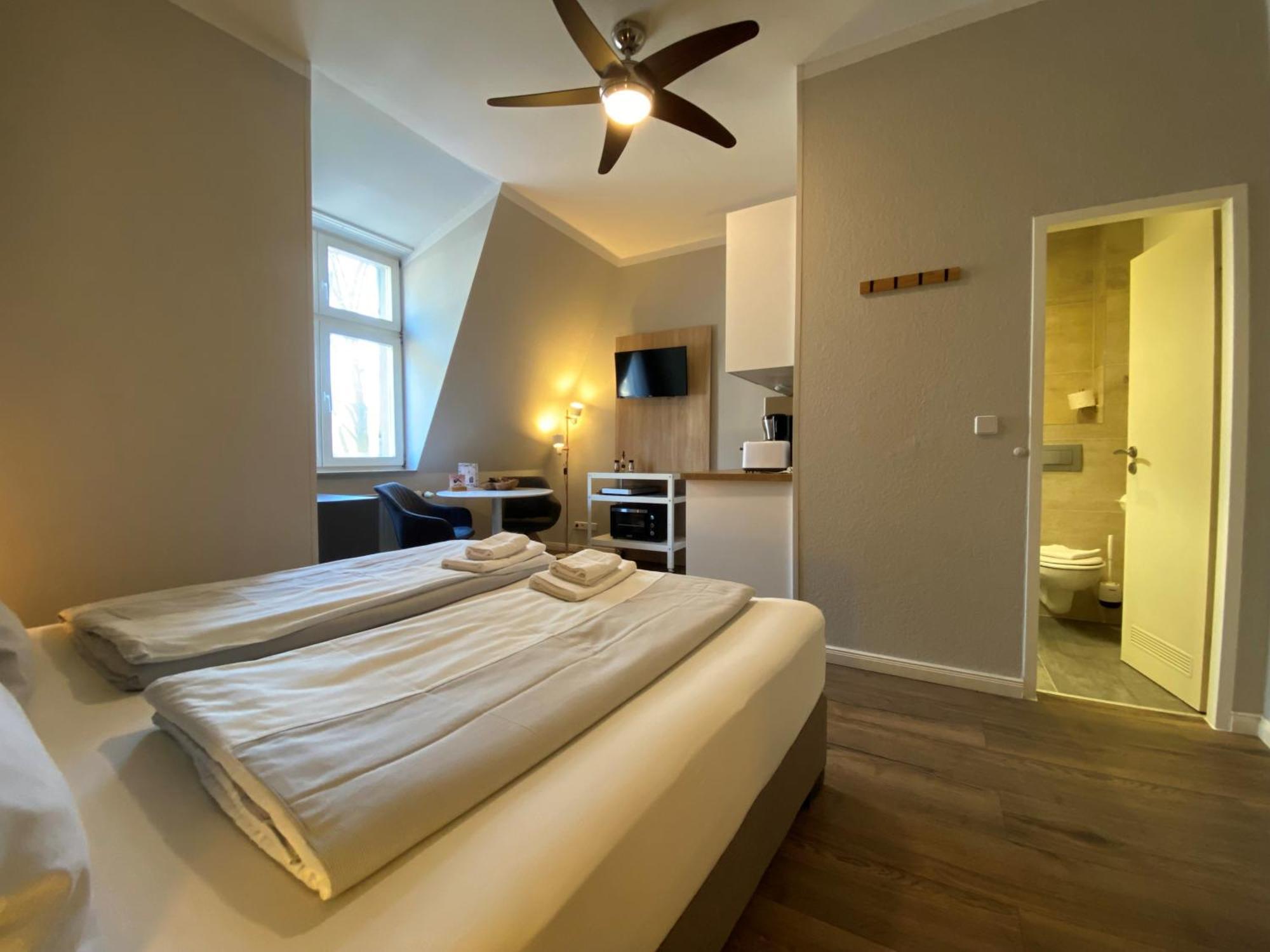Amaroo - Gaestehaus Potsdam “Charlottenhof” Номер фото